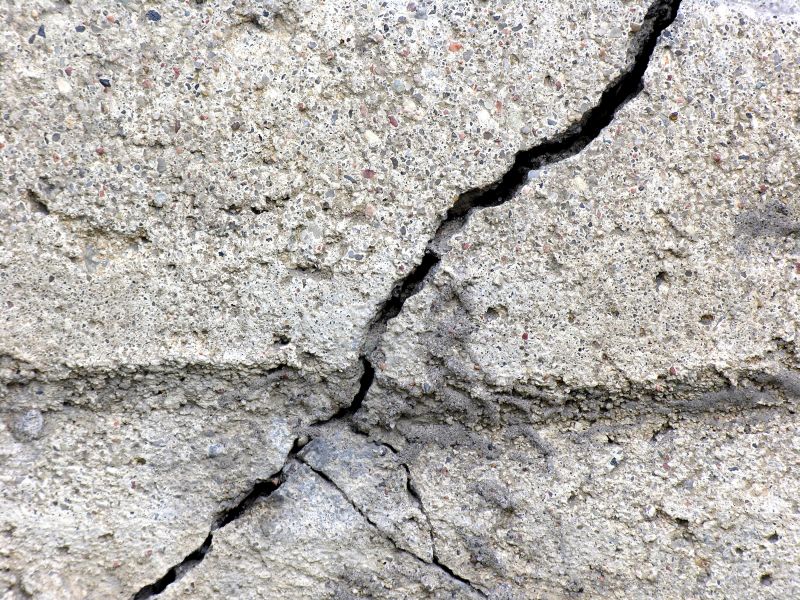 Structural Crack Repair in Sarasota, FL